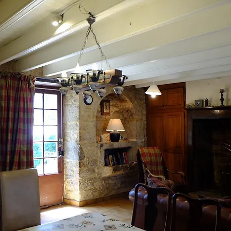 Roquedure Farm Oda ve Kahvaltı Montfaucon (Lot)