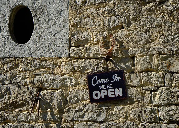 Bed & Breakfast Roquedure Farm Montfaucon (Lot)