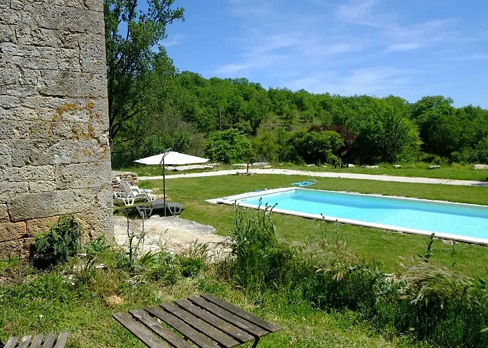 Roquedure Farm * Montfaucon (Lot)