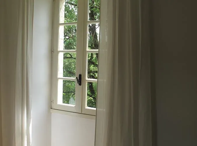 Bed & Breakfast Roquedure Farm