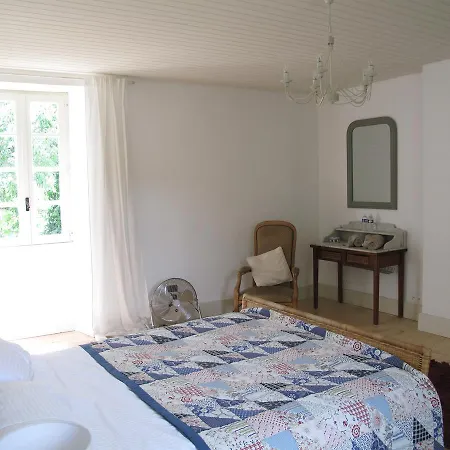 Roquedure Farm Bed & Breakfast